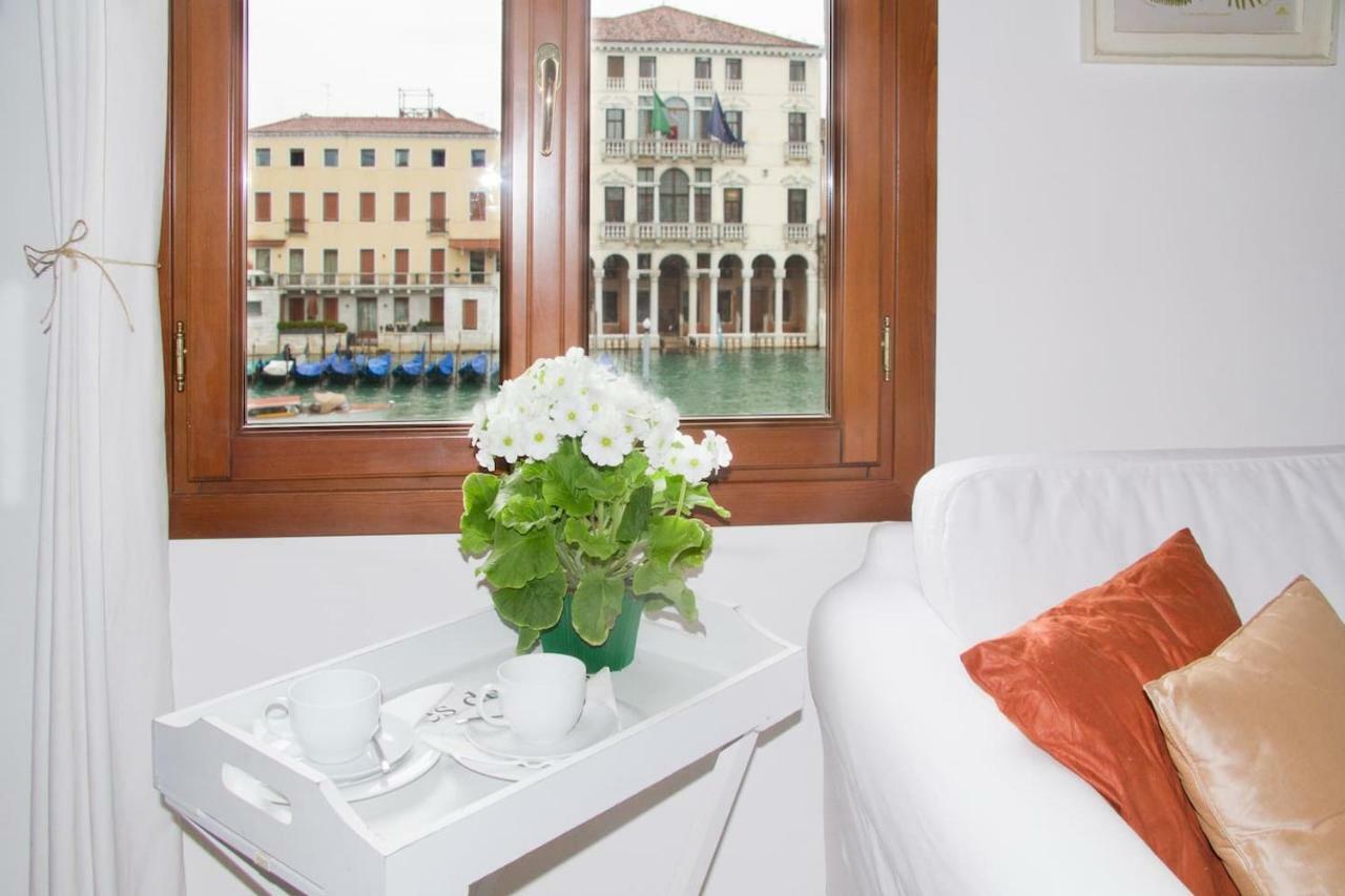Loft Overlooking The Grand Canal Velence Kültér fotó