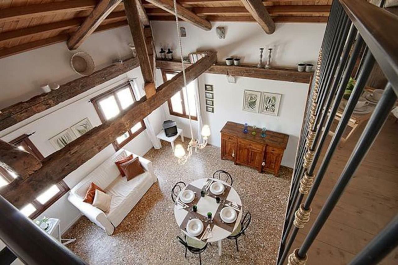 Loft Overlooking The Grand Canal Velence Kültér fotó