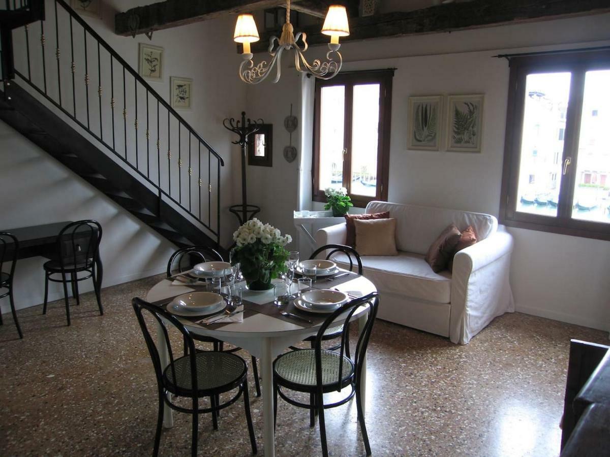 Loft Overlooking The Grand Canal Velence Kültér fotó