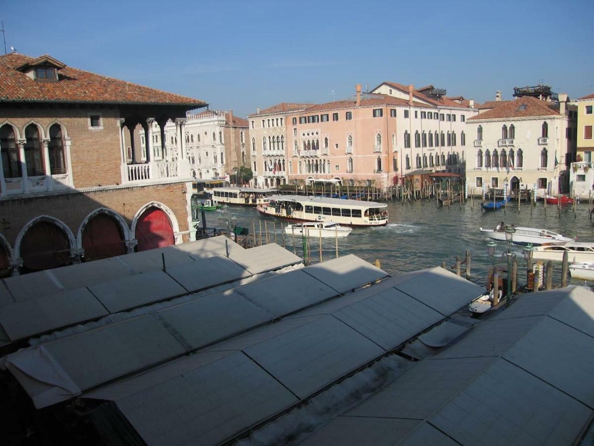 Loft Overlooking The Grand Canal Velence Kültér fotó