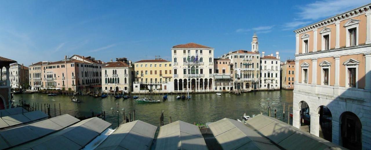 Loft Overlooking The Grand Canal Velence Kültér fotó